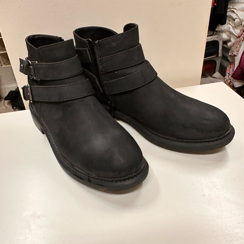Black Merona Booties - Picture 2 of 3